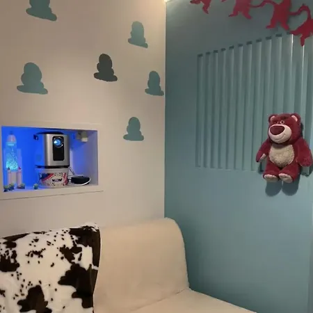 Insolite - Inspiration Toy Story - Centre A Pied - 4 Personnes 公寓