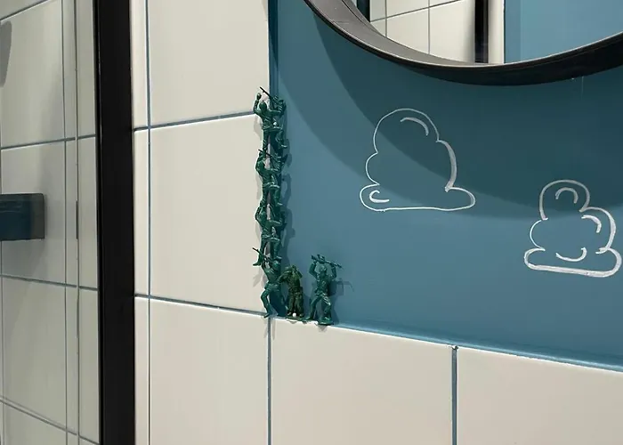 Atypique - Toy Story - 4 Pers - Centre Appartement Amiens